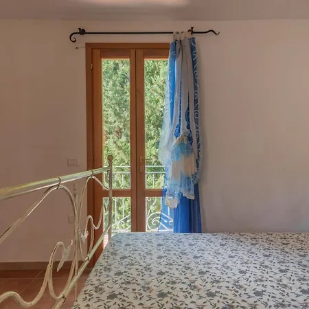 Crystal Pool Village In Apartment Tanaunella