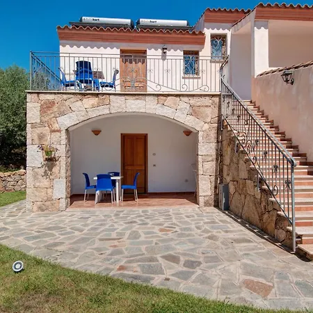 דירה Crystal Pool Village In